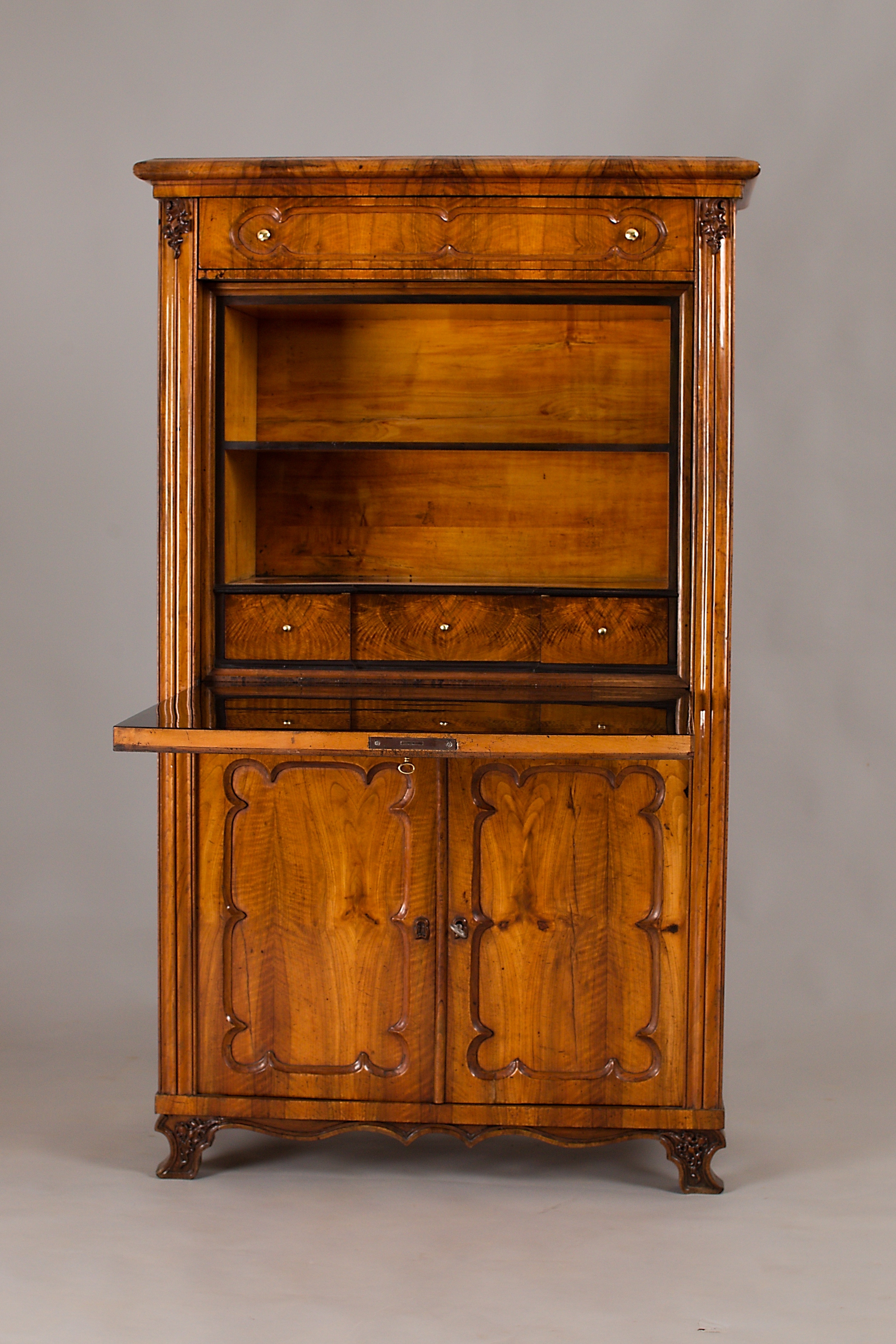 Klapsekretař biedermeier