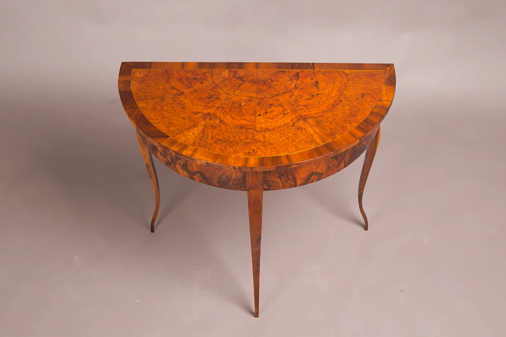 Biedermeier salonní stolek typu demi-lune
