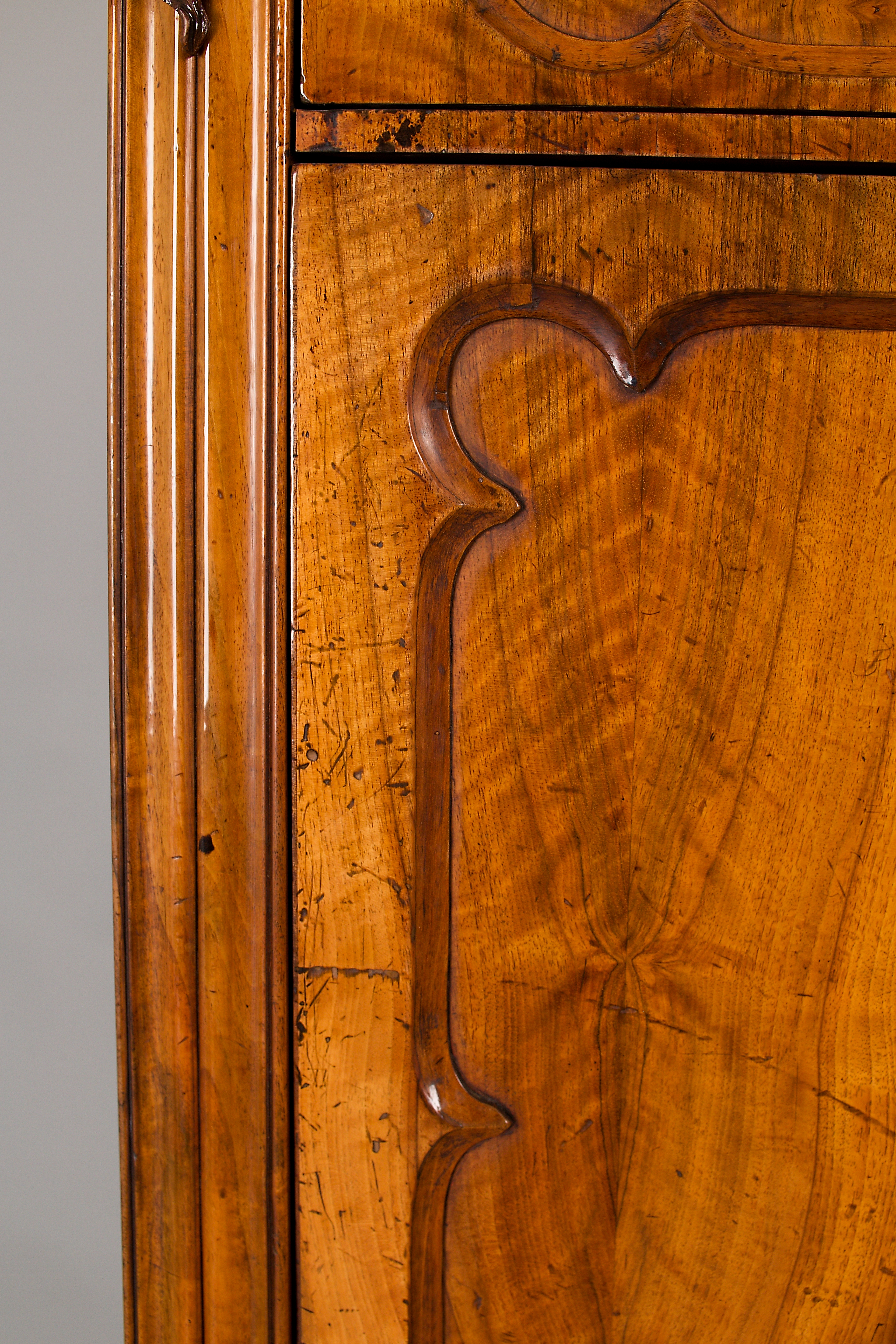 Klapsekretař biedermeier