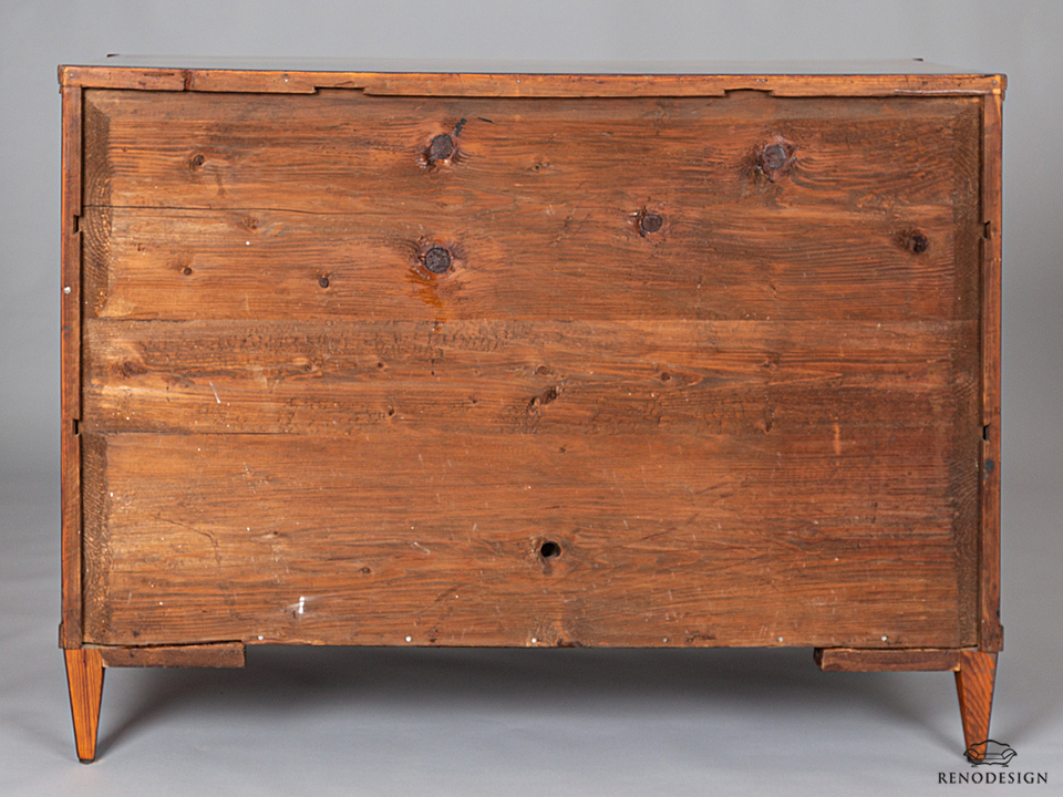 Komoda empír r. 1810 rezervace