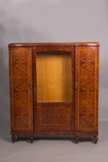 Art Deco knihovna s intarzií – 20.–30. léta